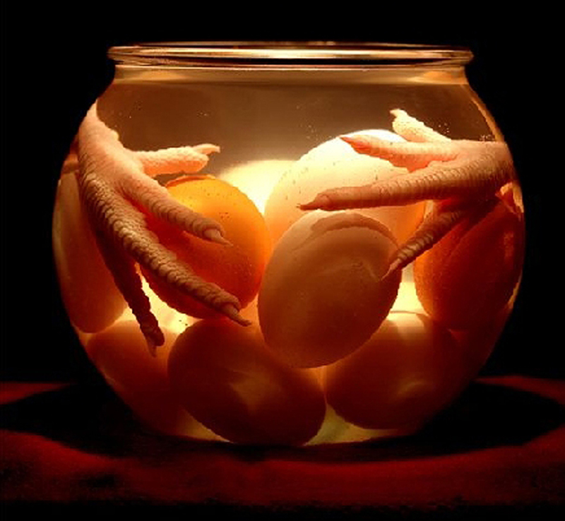 © Thomas Blanchard, <em>Untitled No. 1 (delà série Fishbowl)</em>, 2003. Épreuve chromatique, dimensions variables.