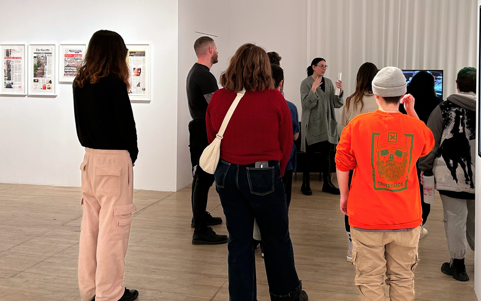 Vernissage de <em>Archipel</em> l'exposition des finissant<span aria-hidden='true'>·</span>e<span aria-hidden='true'>·</span>s en Arts visuels et médiatiques du Cégep de Saint-Hyacinthe